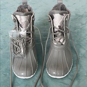 Tommy Hilfiger Grayish Green Duck Boots